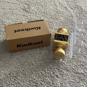 Kwikset Gold Door Knob Set